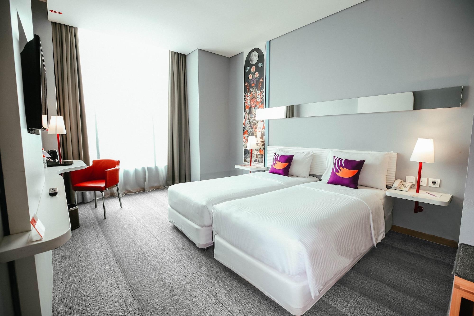Fox Lite Hotel Metro Indah - Bandung Exterior photo