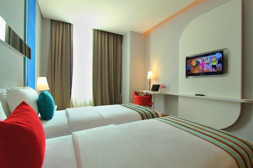 Fox Lite Hotel Metro Indah - Bandung Exterior photo